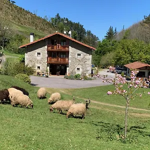 Séjour à la campagne Urresti, Gautegiz Arteaga